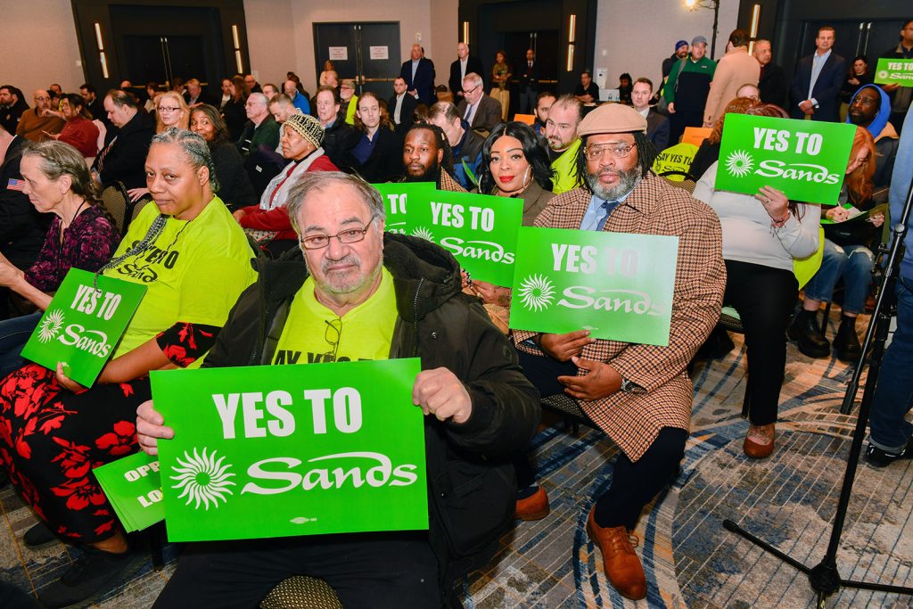Sands New York supporters at public hearing.